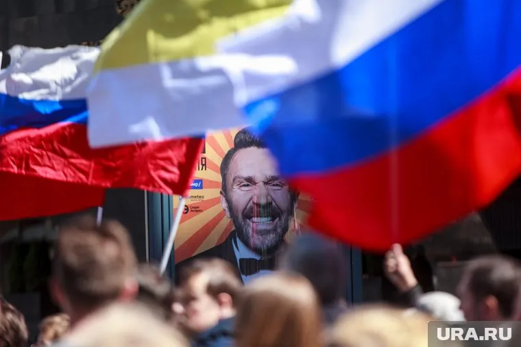 Захарова уже позвонила артисту