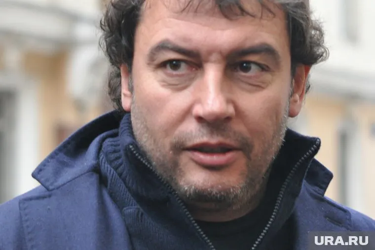 Иноагента Зимина заочно приговорили к девяти годам колонии и штрафу