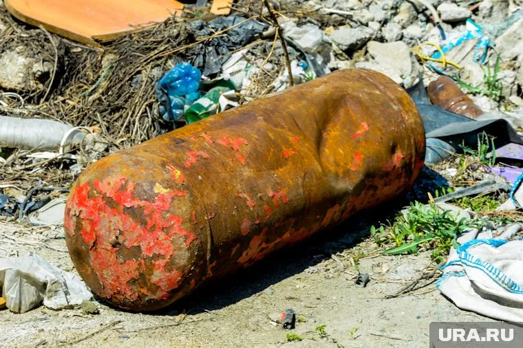 На СТО в Сургуте взорвался газовый баллон