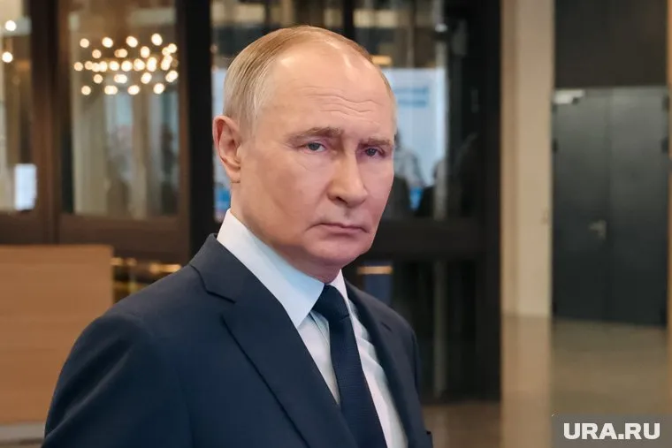 Путин поздравил личный состав и ветеранов ВДВ