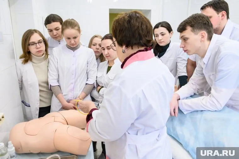 Участвующим в борьбе с пандемией студентам будет легче попасть в ординатуру