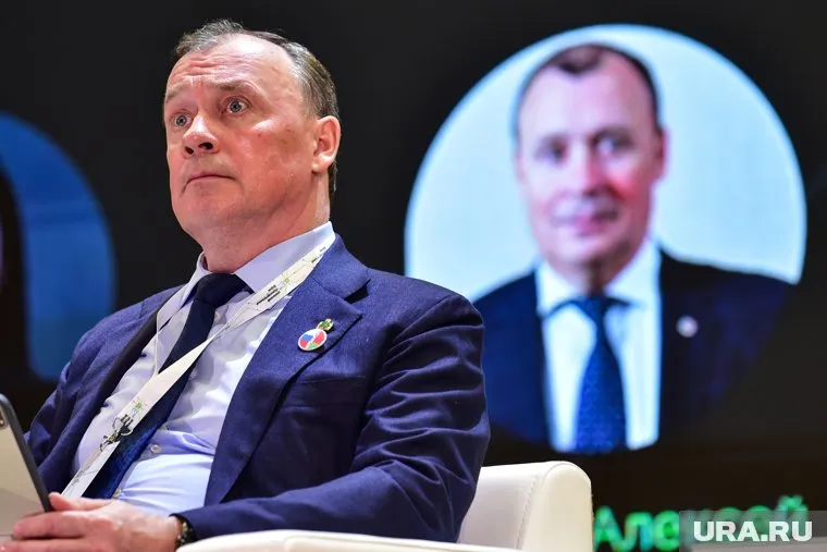 Одна из интриг — с каким результатом Алексей Орлов проиграет новому шефу