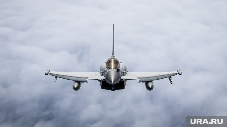 Немецкие Eurofighter перехватили российские военные самолеты