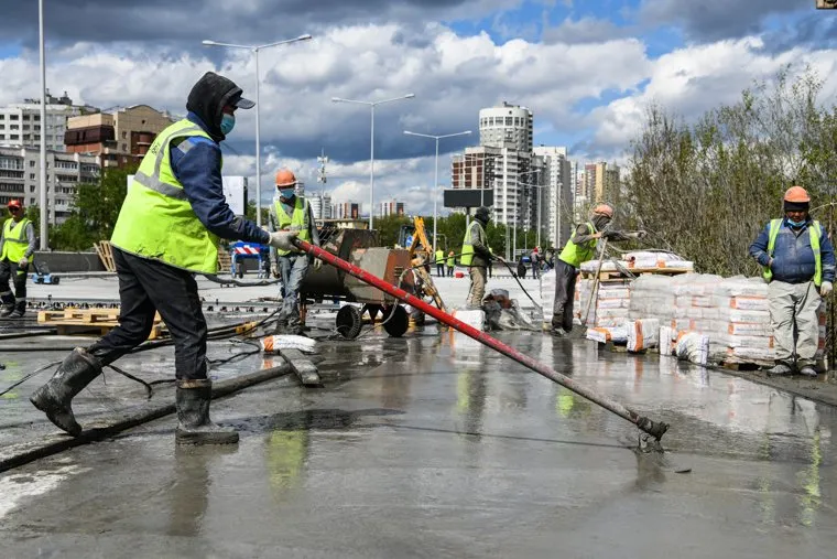 Алексей Орлов объезжает объекты благоустройства и ремонта. Екатеринбург