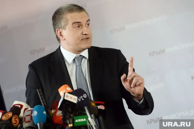 Глава Крыма хочет избавиться от министров, чтобы повысить эффективность власти