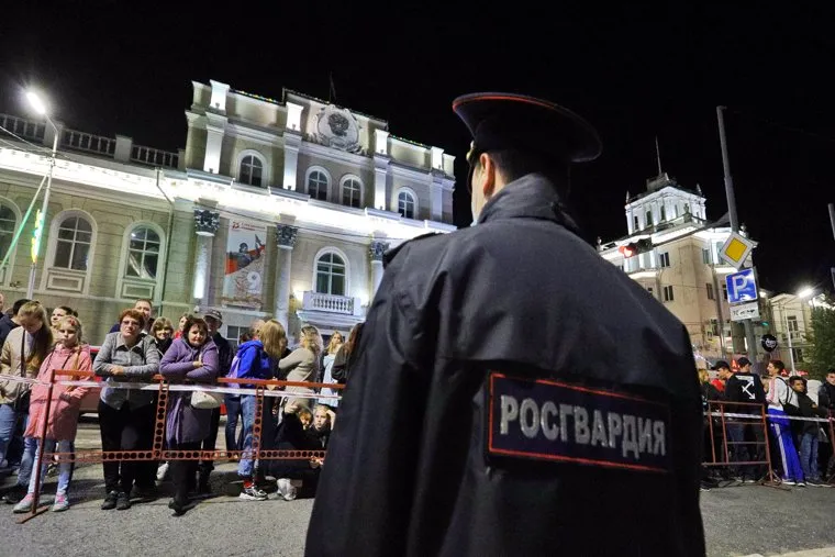 Праздничный салют посвящённый дню города.  Курган 