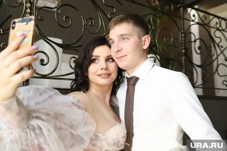 35-летняя Марина Балмашева после развода с мужем сошлась с его 20-летним сыном