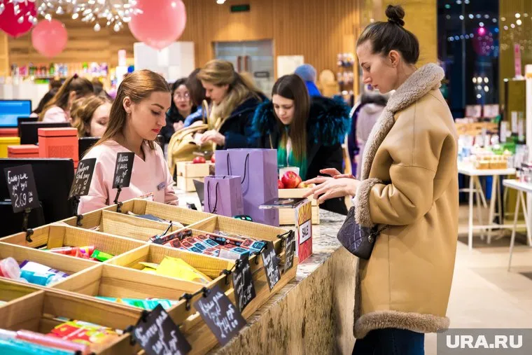 Вместе с самим Estee Lauder Россию покидают более 30 брендов косметики