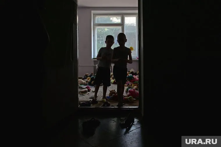 Бывшие воспитанники неохотно рассказывают о том, что с ними творили взрослые