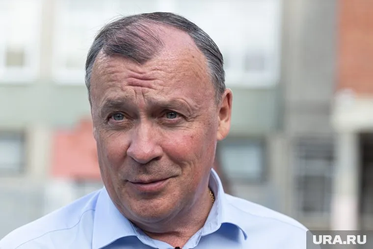 По словам Алексея Орлова, за выходные ему подготовят доклад