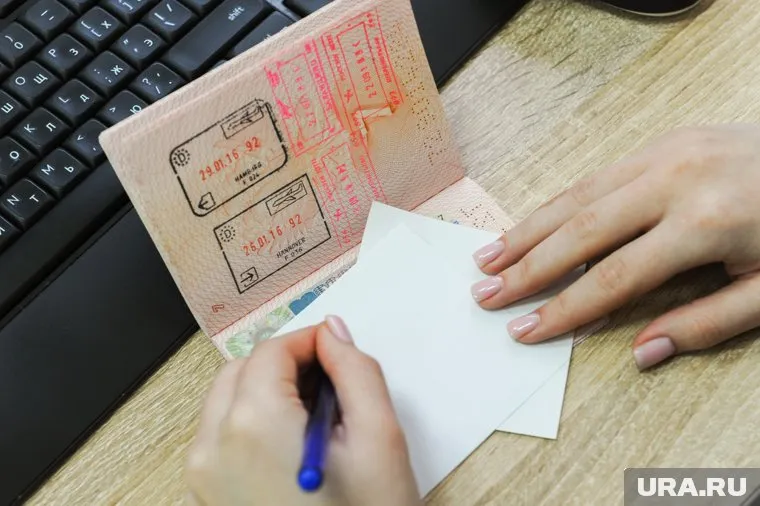 Женщина обманула более 300 человек, которые пытались отправиться на отдых