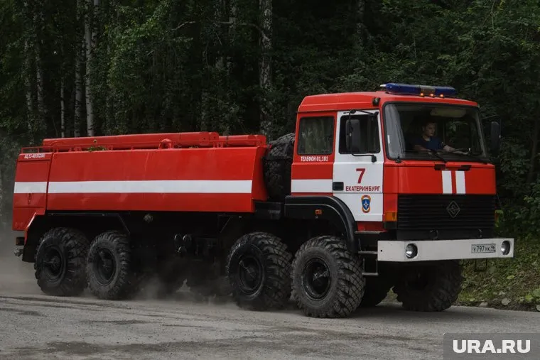 Три сотрудника МЧС пострадали в ДНР