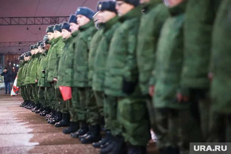 Оспорить повестку можно как в досудебном порядке, так и в суде, напомнил Андрей Картаполов