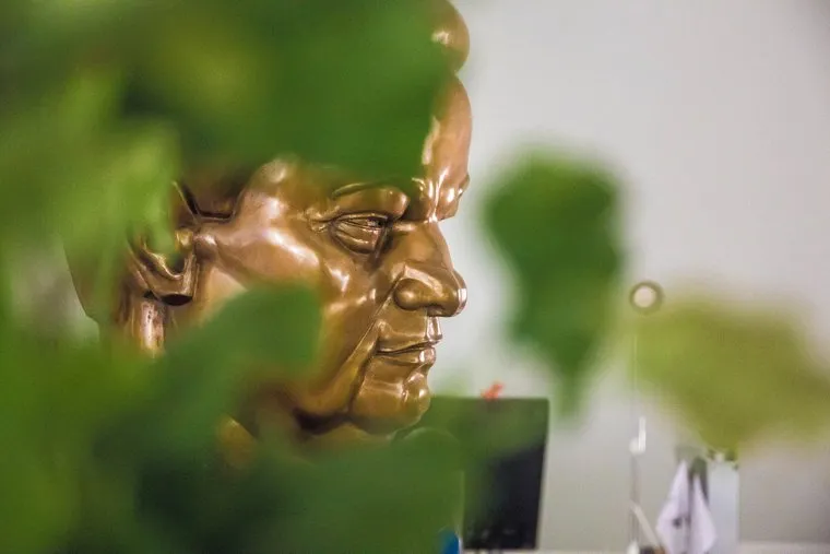 Закрытие выставки графических работ Эрика Булатова «Свобода есть!» в Арт-галерее Ельцин Центра. Екатеринбург