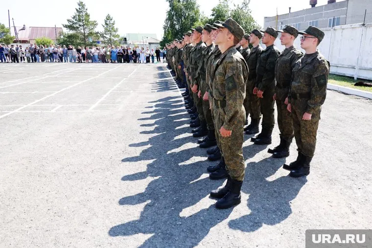 Круглогодичный призыв в армию позволит сократить число уклонистов 