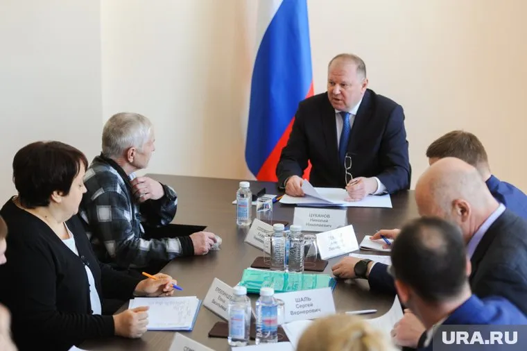 Николай Цуканов провел прием граждан в Карабаше