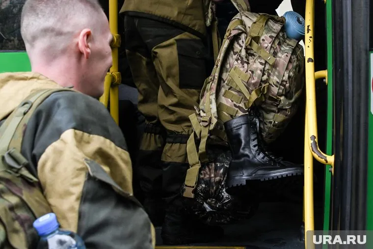 Сергей Костин уехал в составе первой колонны