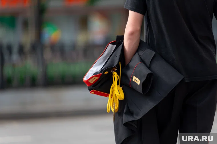 Один из учеников отравился