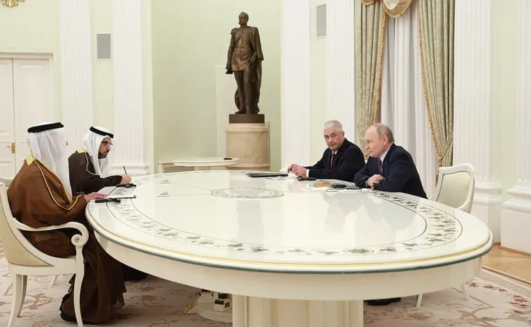Владимир Путин встретился с заместителем премьер-министра, министром внутренних дел ОАЭ Сейф Аль Нахайяном