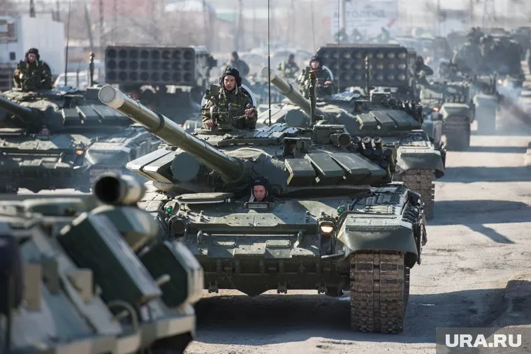 Т-72 «Урал» — самый массовый основной боевой танк второго поколения