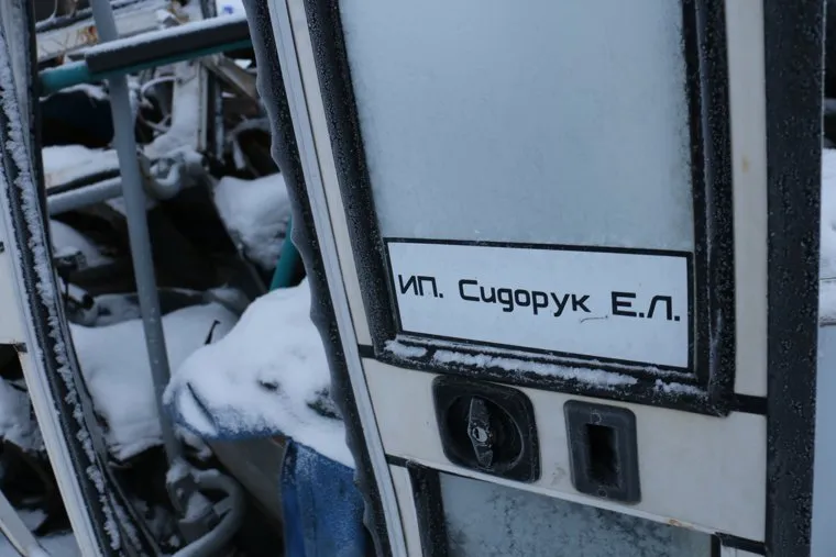 Обломки автобуса ДТП ХМАО, Сидорук, Спецстоянка ХМАО, спецстоянка