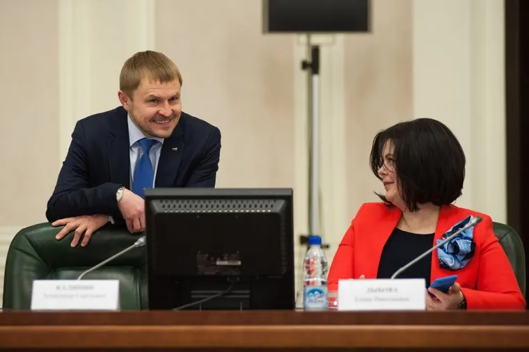 Cовещание глав 40 регионов и руководителей прокуратур субъектов Федерации в полпредстве УрФО при участии Юрия Чайки. Екатеринбург