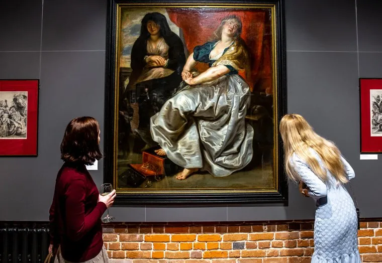 Обновленная экспозиция в галерее "Главный проспект". Выставки Питера Пауля Рубенса «Кающаяся Мария Магдалина с сестрой Марфой», Владимира Аксёнова «Обретение» и фотографа Франсуа Бертье. Екатеринбург