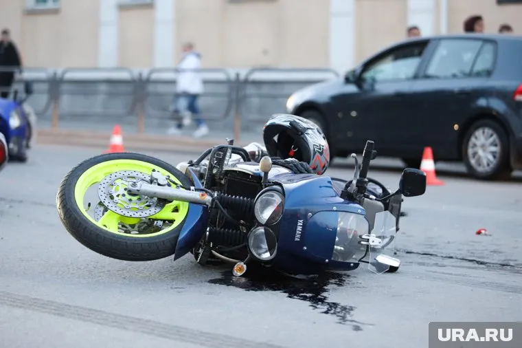 Сотрудники Госавтоинспекции устанавливают обстоятельства (фото из архива)