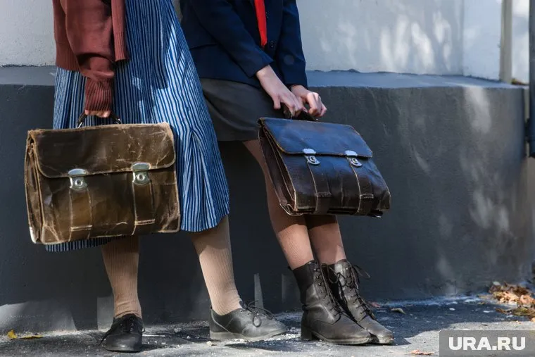 Школьницу, напавшую с ножом на другую девочку, осудили на воспитательную колонию