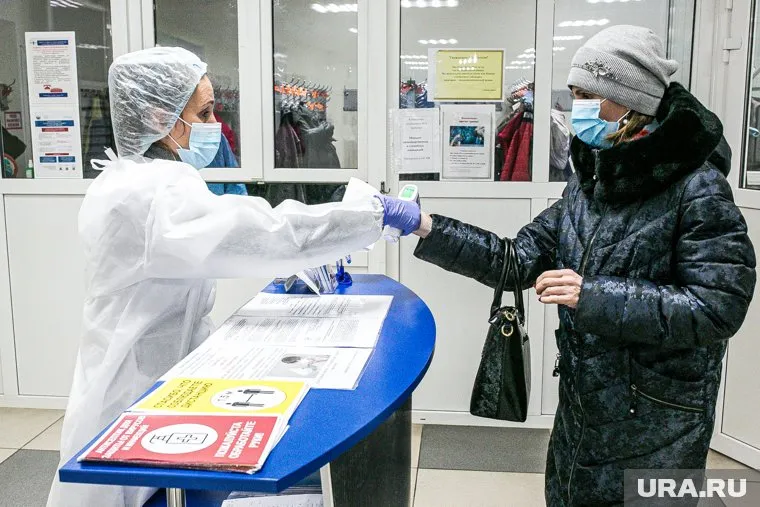 Ближайшие год-полтора коронавирус продолжит быть угрозой для населения
