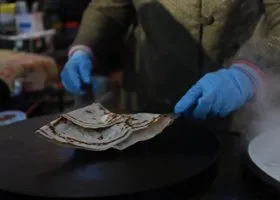Цены на продукты для блинов в России за год выросли на 16%