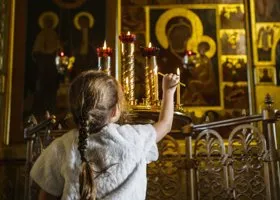 Чудеса Иверской иконы Божией Матери: от каких бед спасает и как правильно ей молиться