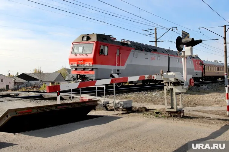 Из-за недосыпа водитель не заметил поезд