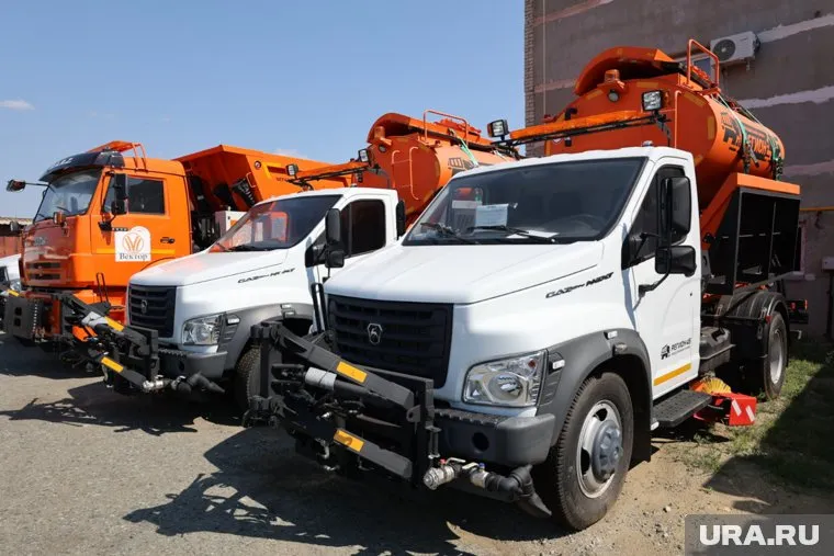 На Донбассе интересуются дорожной техникой курганского завода