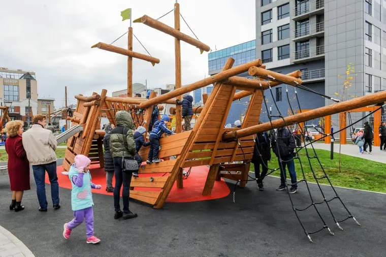 Алексей Текслер на открытии новой набережной. Челябинск