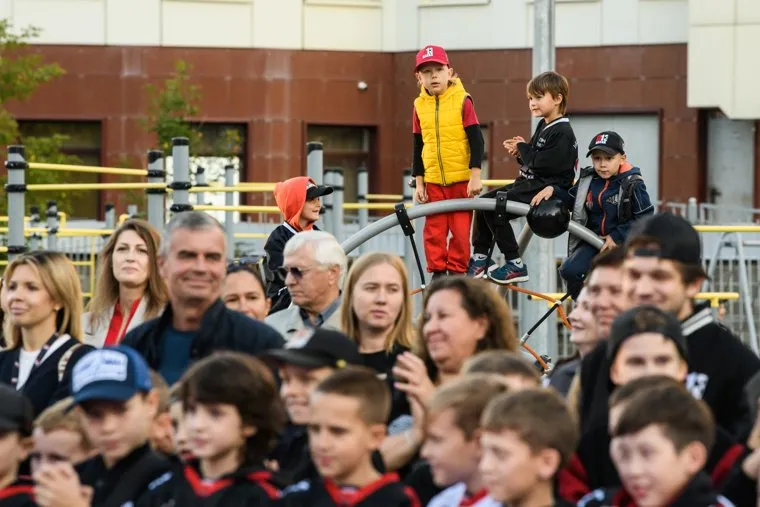 Хоккейная школа D13. Екатеринбург 