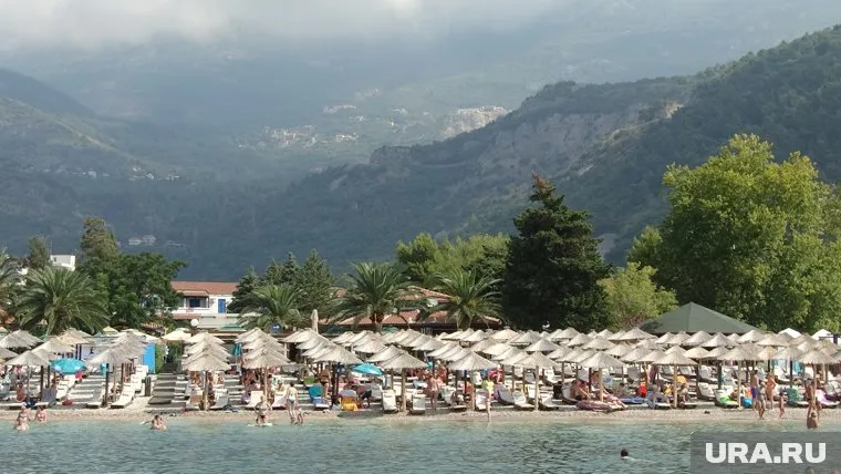 Страна откроется для туристов на следующей неделе