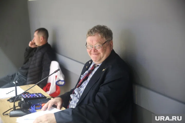 В Кургане умер футбольный арбитр Сергей Сысенко