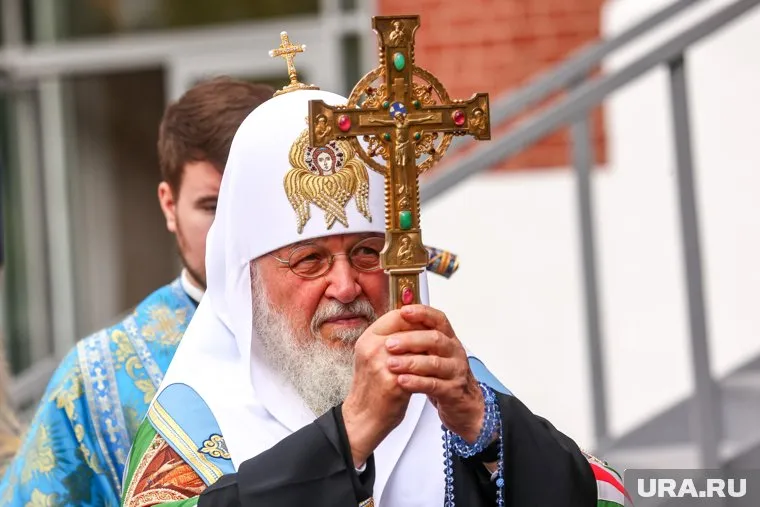 Патриарх Кирилл подчеркнул, что российская власть и церковь укрепляют традиционные ценности