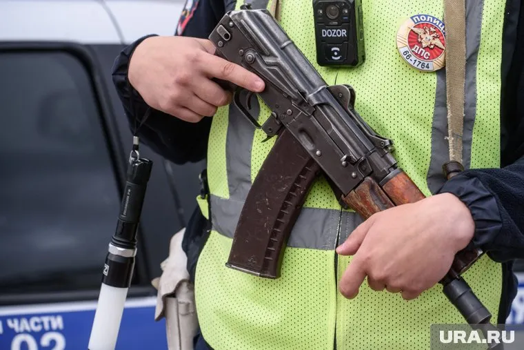 На место ЧП оперативно прибыли полицейские