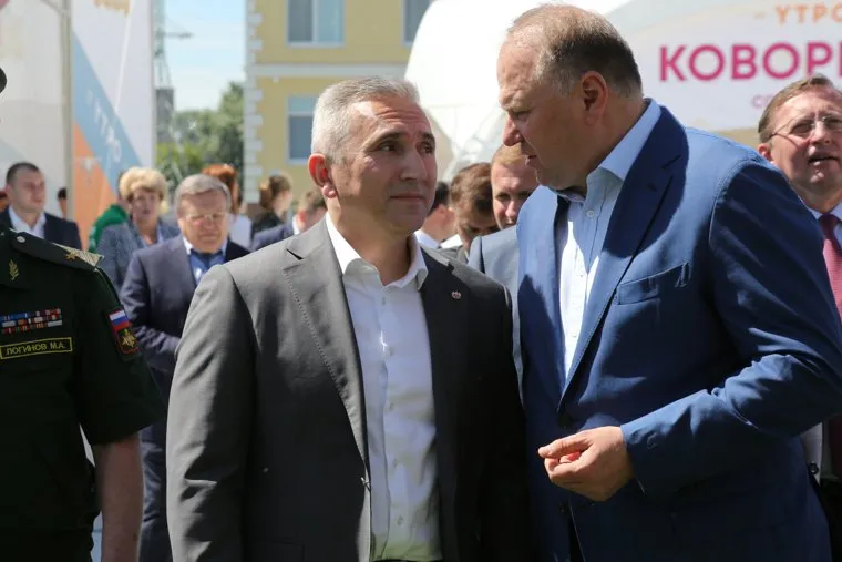 Визит Николая Цуканова и Александра Моора на форум «?Утро»?. Тюмень