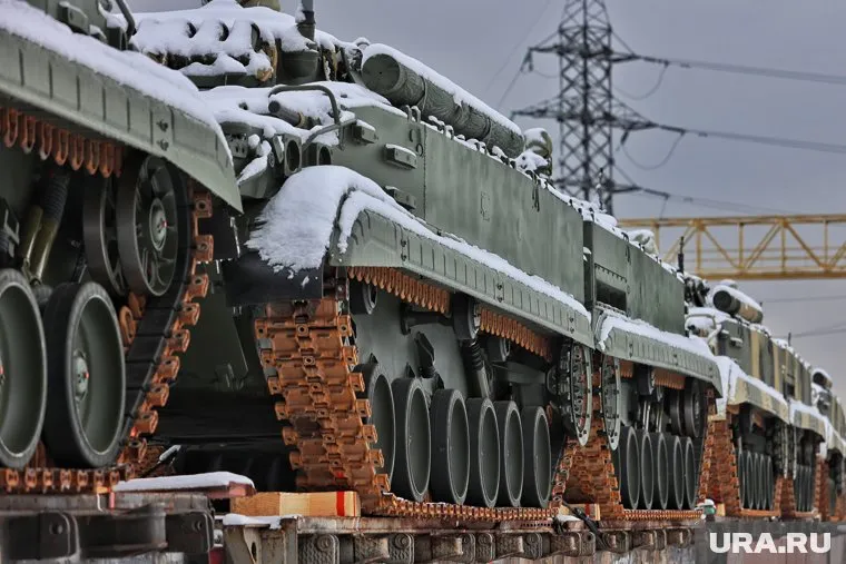 Из Кургана отгрузили новую партию БМП-3 в войска
