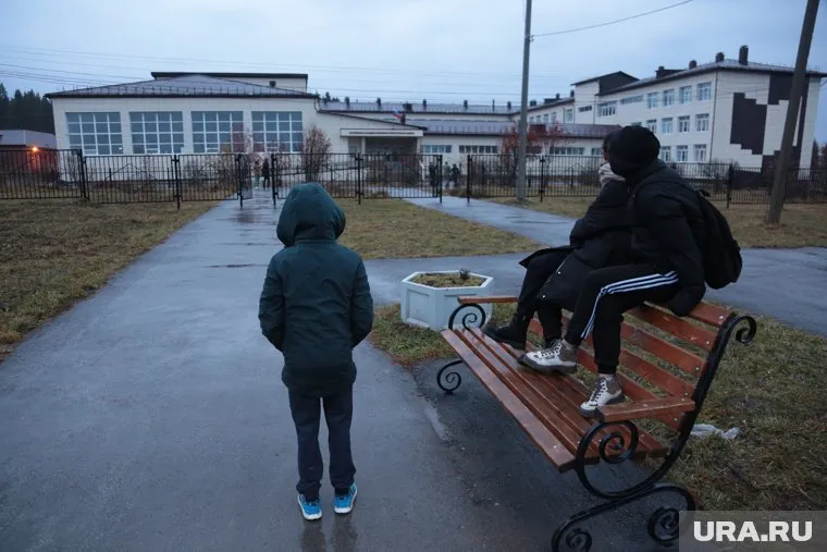 Правительство выделило почти 163 млрд рублей на выплаты на детей от 8 до 17 лет