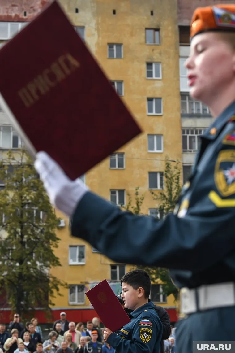 Андрей Бандурко присягнул перед жителями Губкинского публично