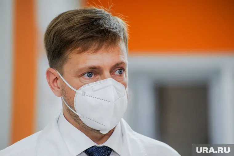 Челябинский министр Юрий Семенов подписал план восстановления профильной деятельности больниц