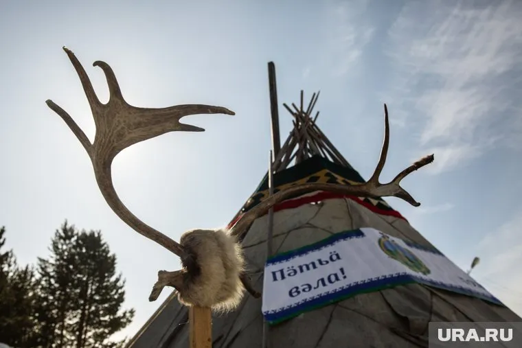 Экспозиция Югры оформлена в стилистике чума оленеводов