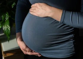 Водитель сбил беременную женщину в Копейске и скрылся