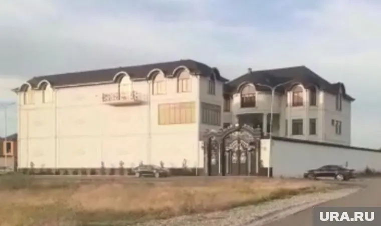 Так выглядит дворец Ахмеда Домбаева в Чечне