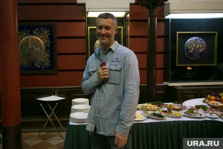 Ройзман отметил, что Сталин ни в чем не нуждался, даже когда люди голодали