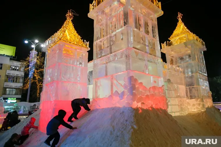 Городок в Калининском районе Челябинска должен был появиться до 25 декабря (архивное фото)